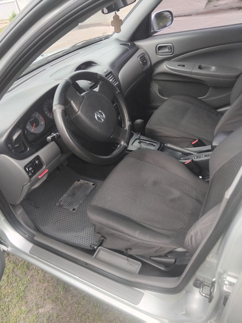 Nissan Almera Classic - фото 3