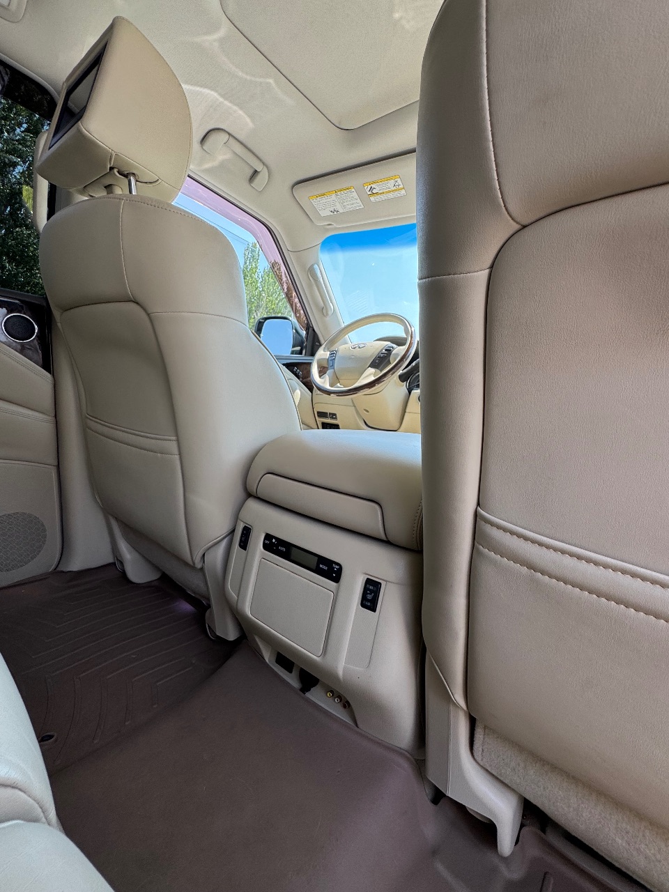 Infiniti QX56 - фото 11