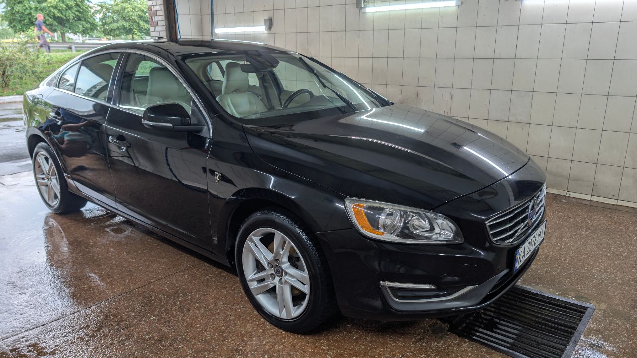 Volvo S60 - фото 3