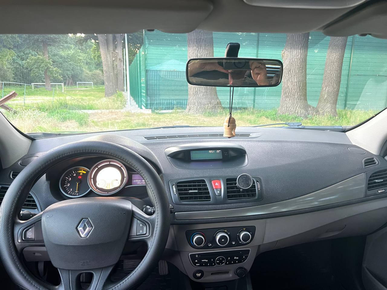 Renault Megane - фото 12