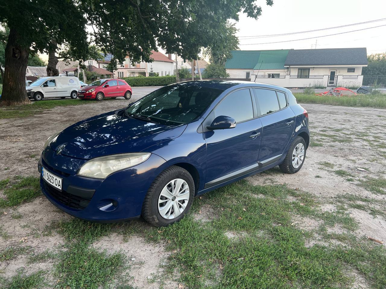 Renault Megane - фото 16