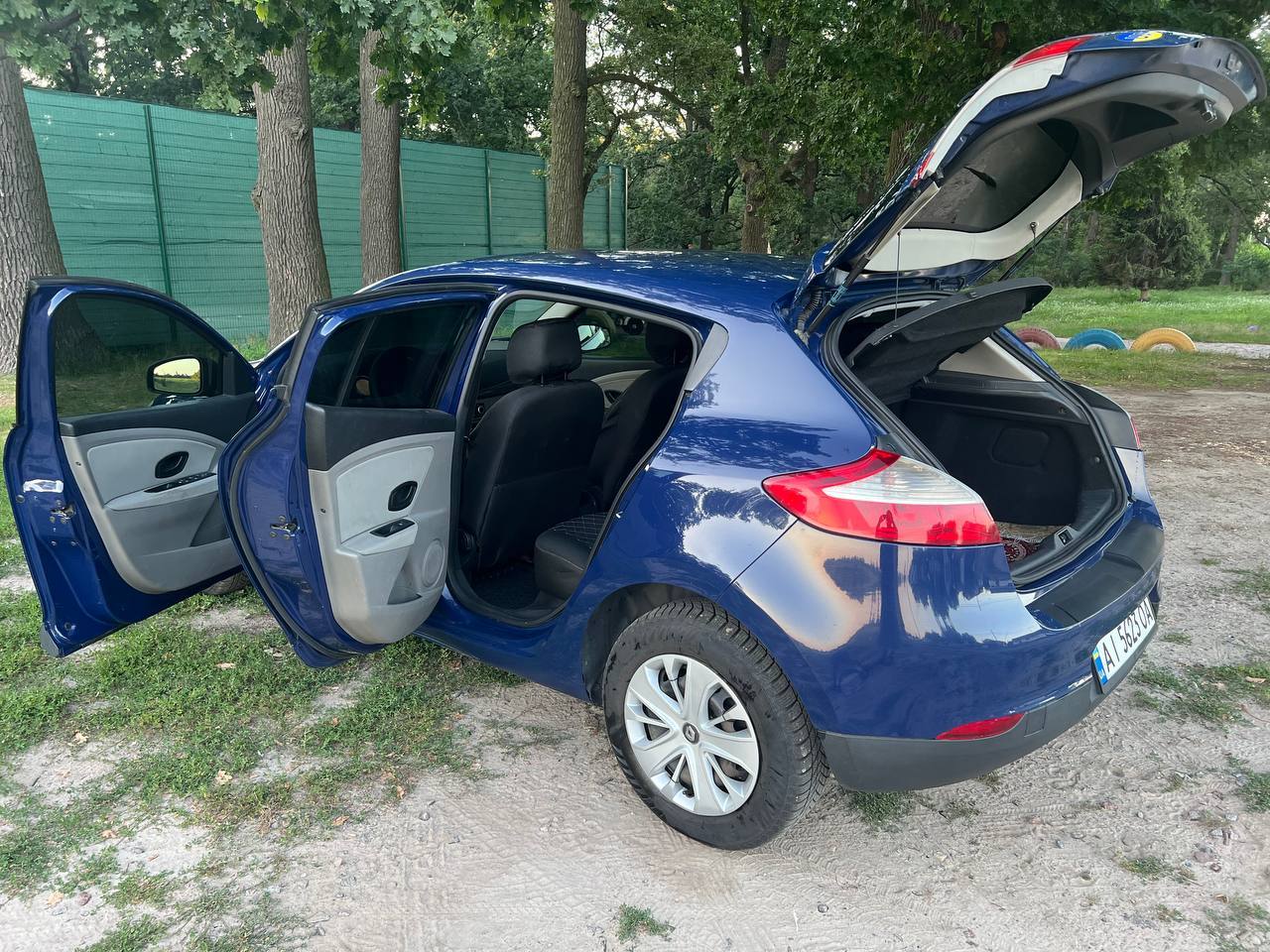 Renault Megane - фото 7