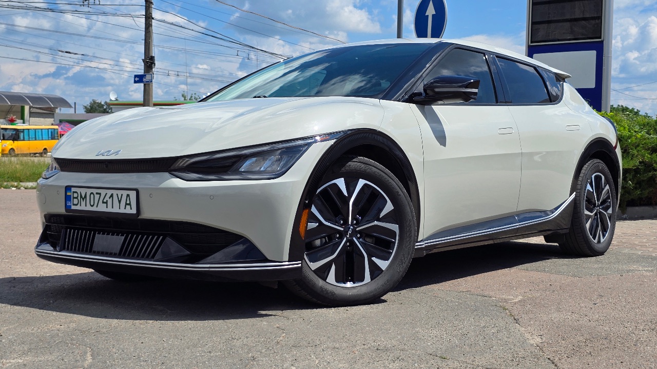 Kia EV6 - фото 2