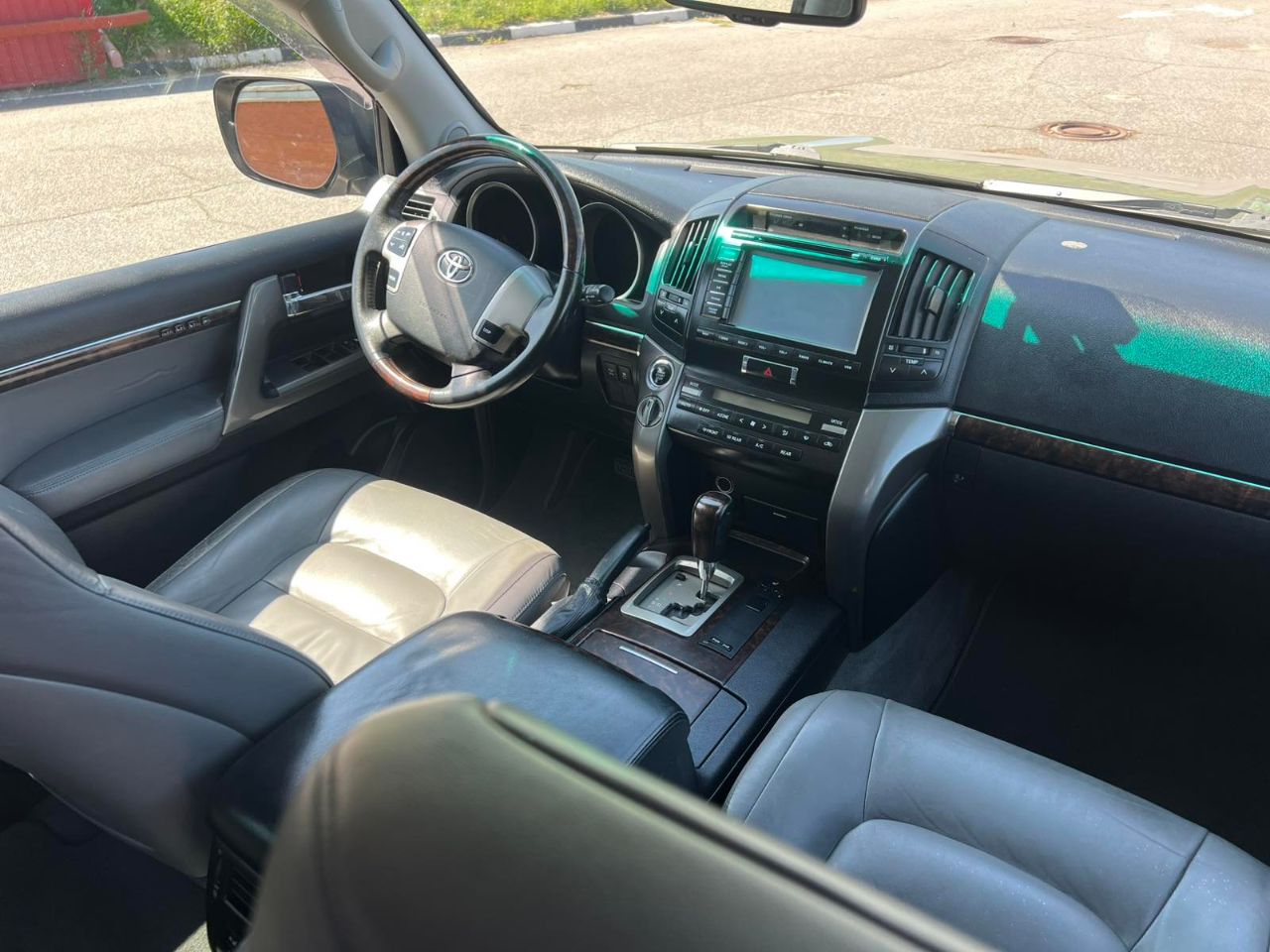 Toyota Land Cruiser - фото 13