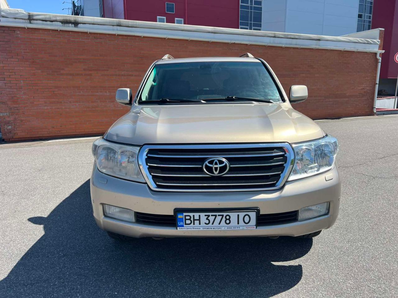 Toyota Land Cruiser - фото 2