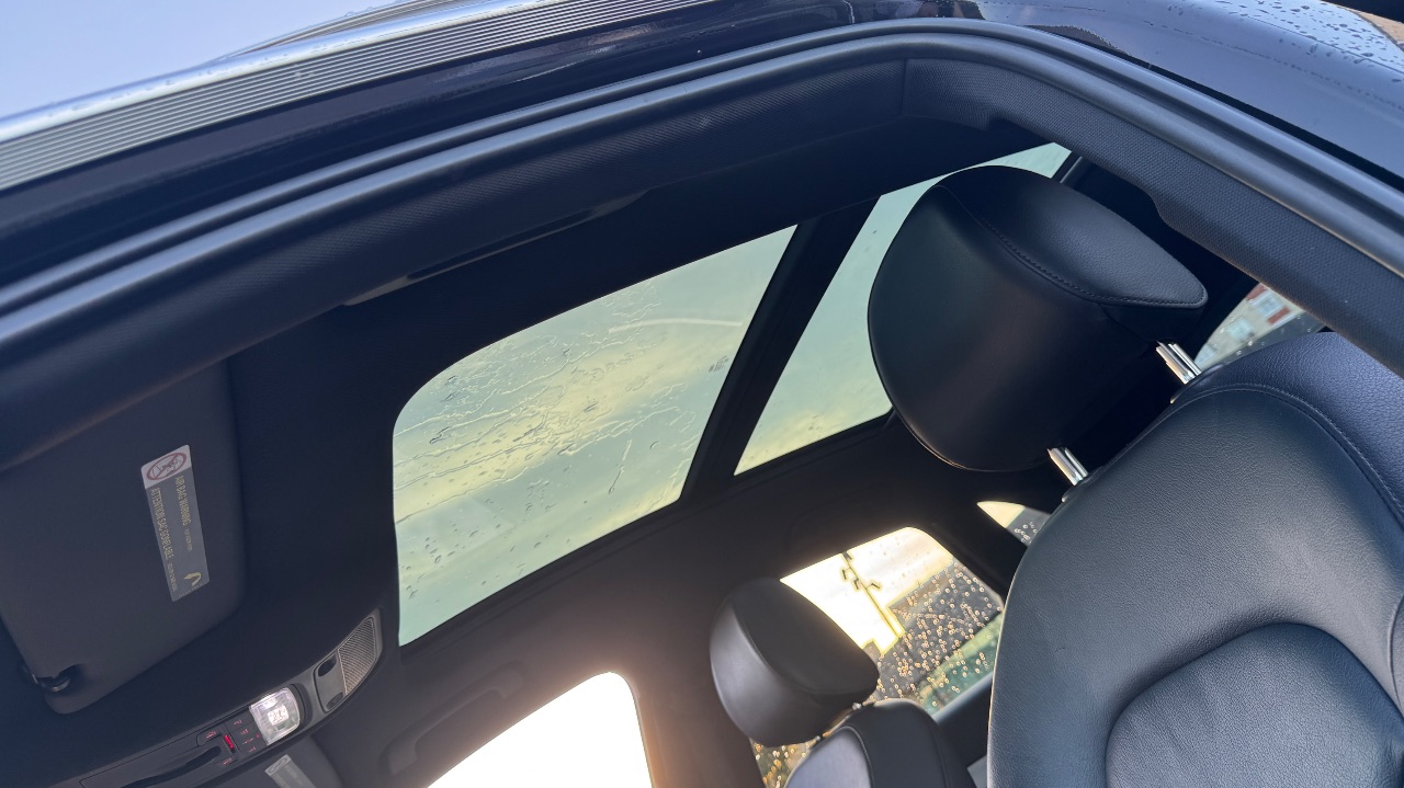 Audi Q3 - фото 12