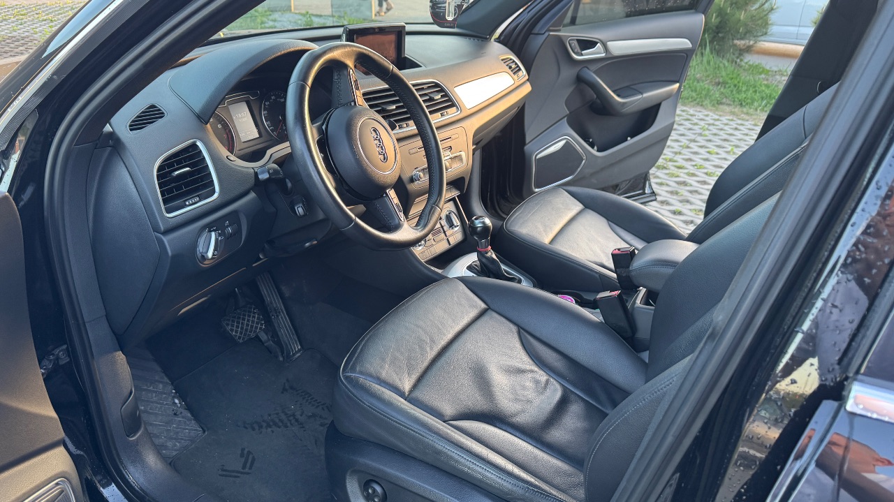 Audi Q3 - фото 7