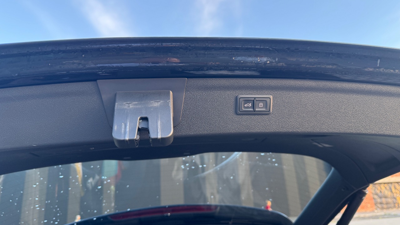 Audi Q3 - фото 17