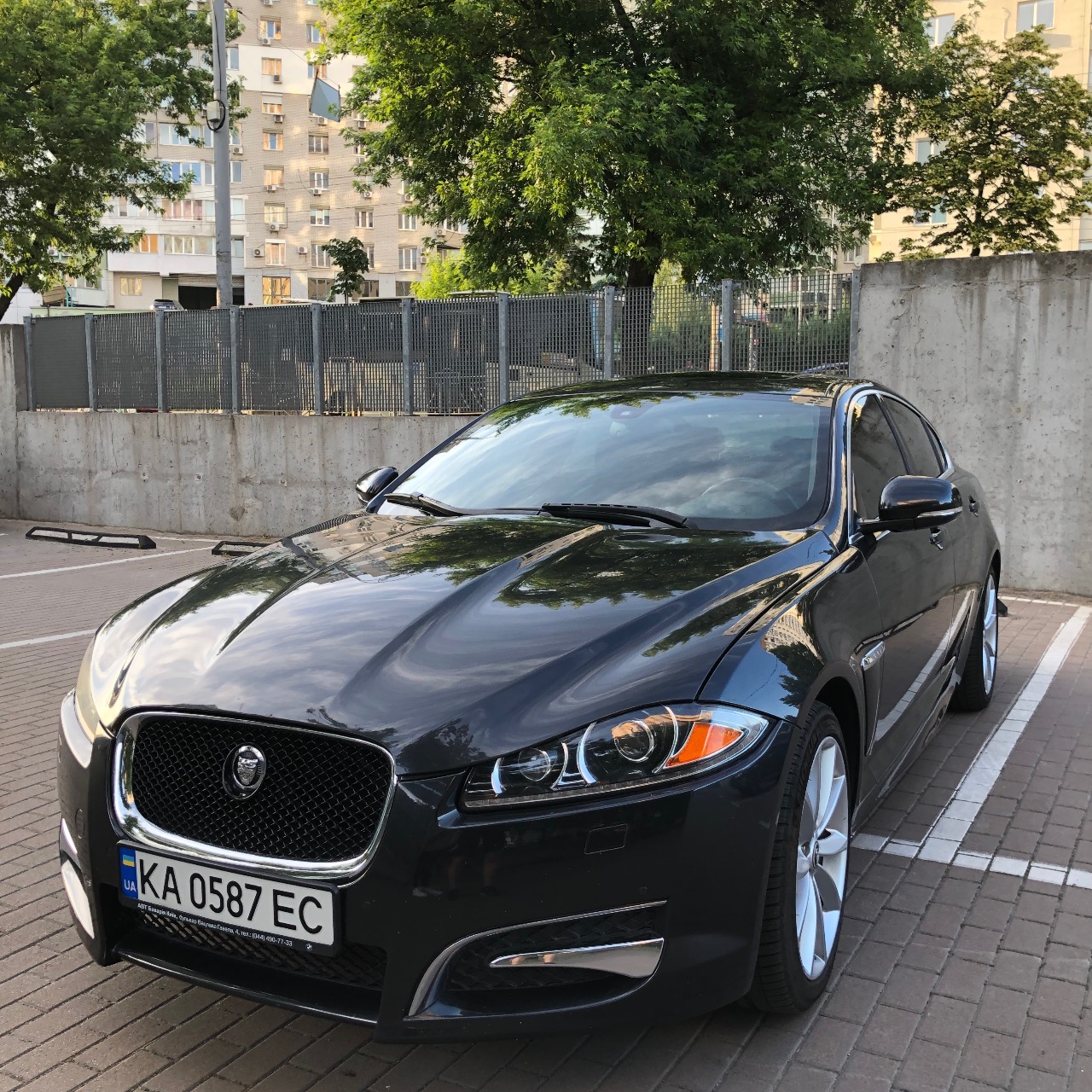 Jaguar XF - фото 1