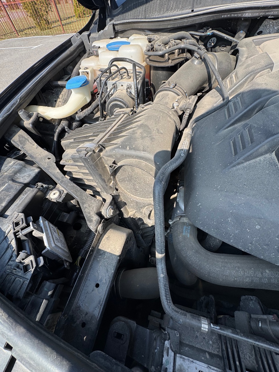 Volkswagen Touareg - фото 27