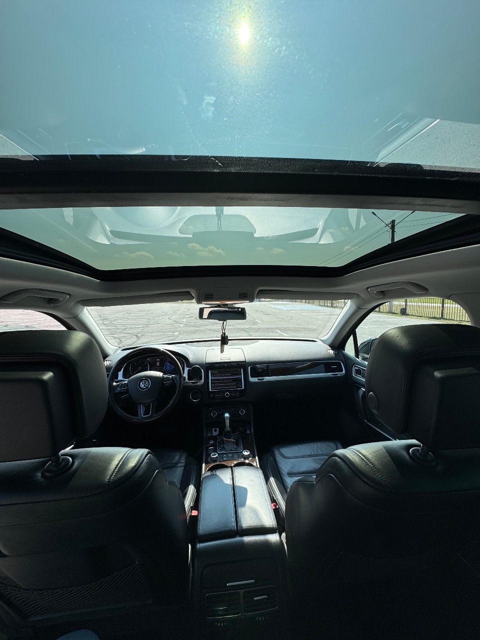 Volkswagen Touareg - фото 18