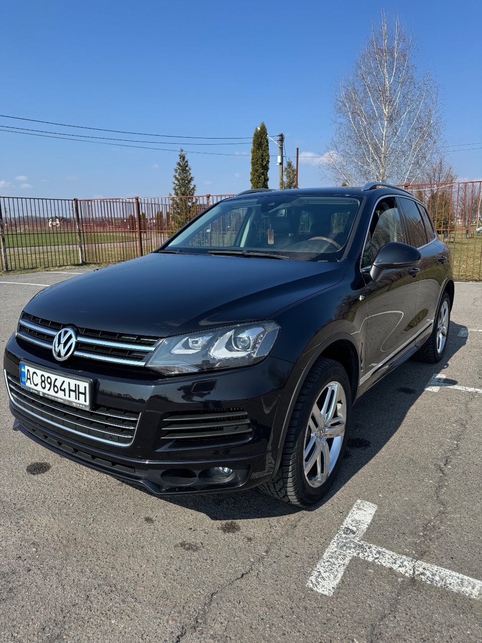 Volkswagen Touareg - фото 3