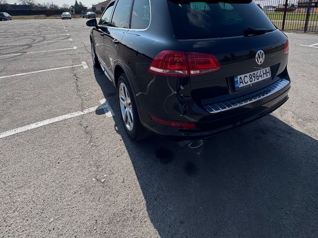 Volkswagen Touareg - фото 5