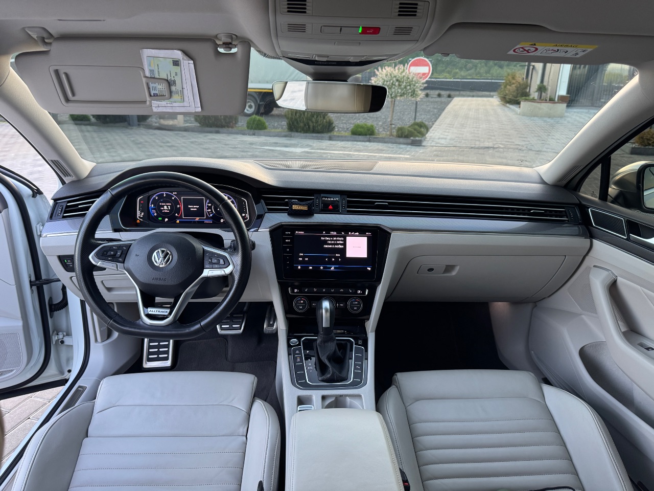 Volkswagen Passat - фото 6