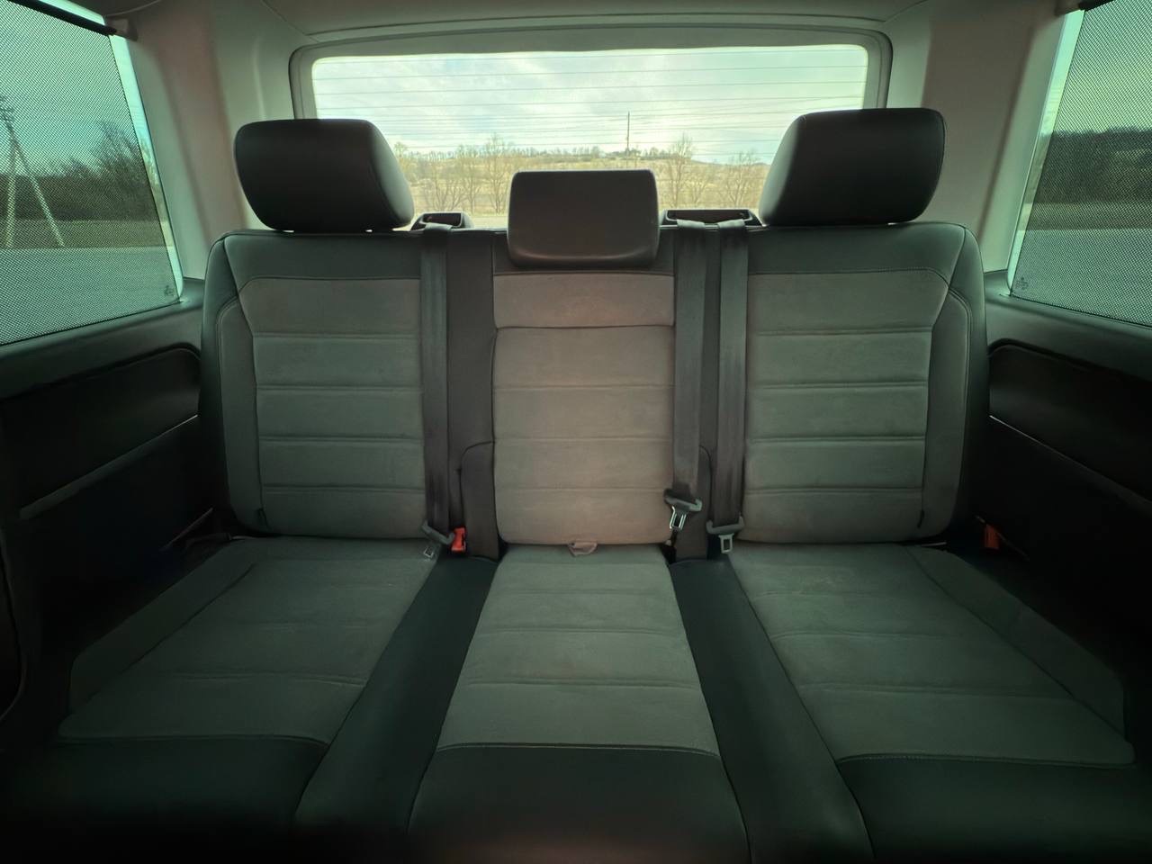 Volkswagen Multivan - фото 13