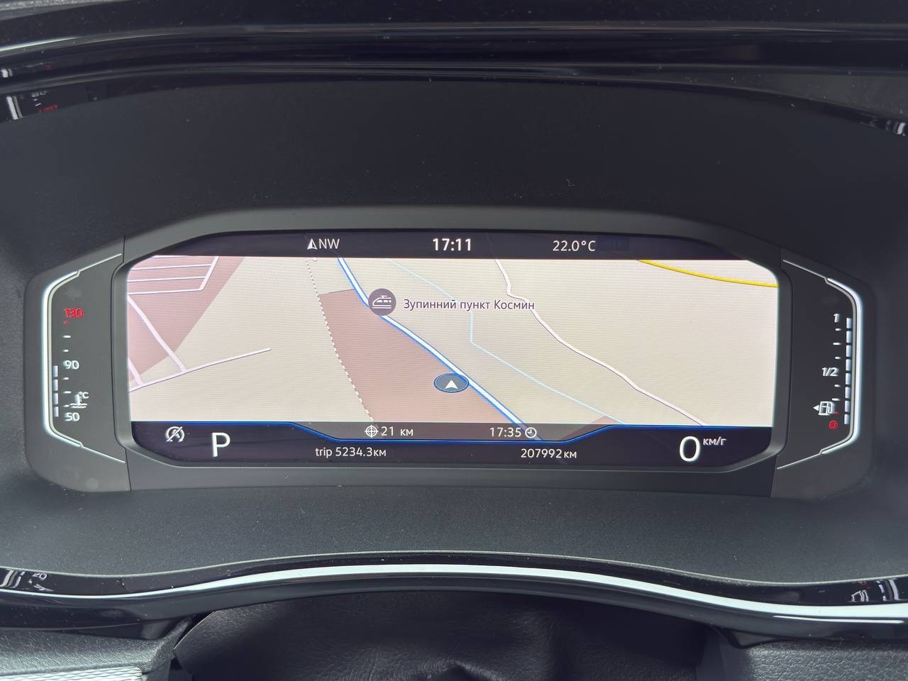 Volkswagen Multivan - фото 37