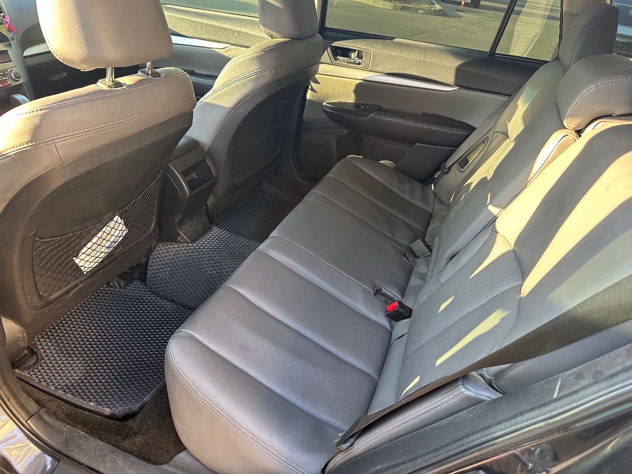 Subaru Outback - фото 8