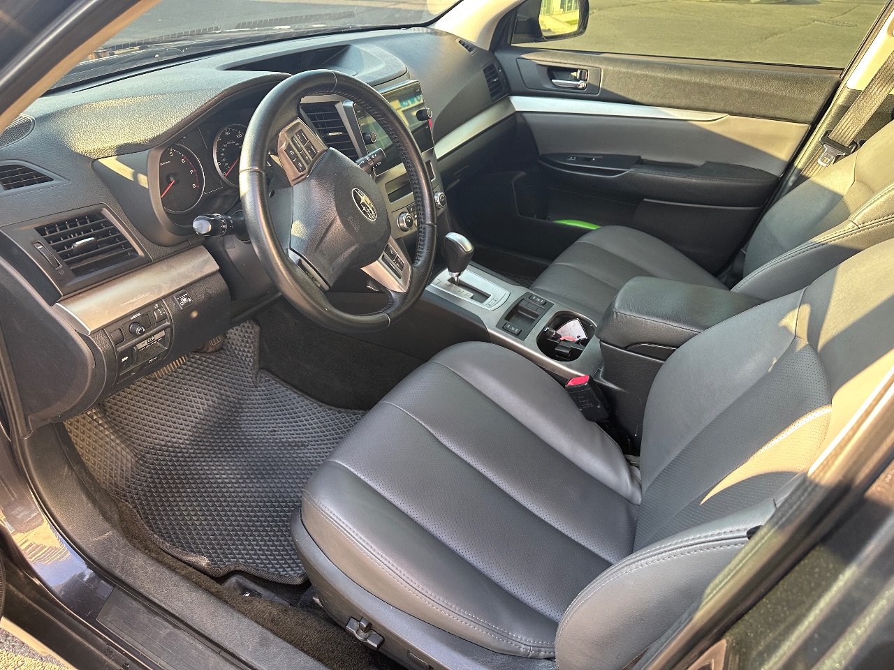 Subaru Outback - фото 7