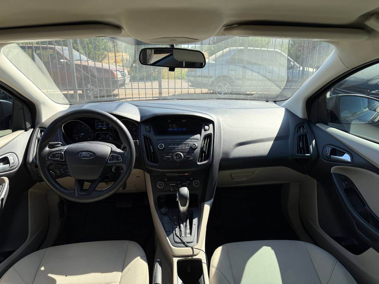 Ford Focus - фото 10