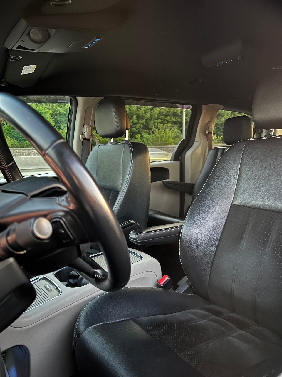 Dodge Caravan - фото 4