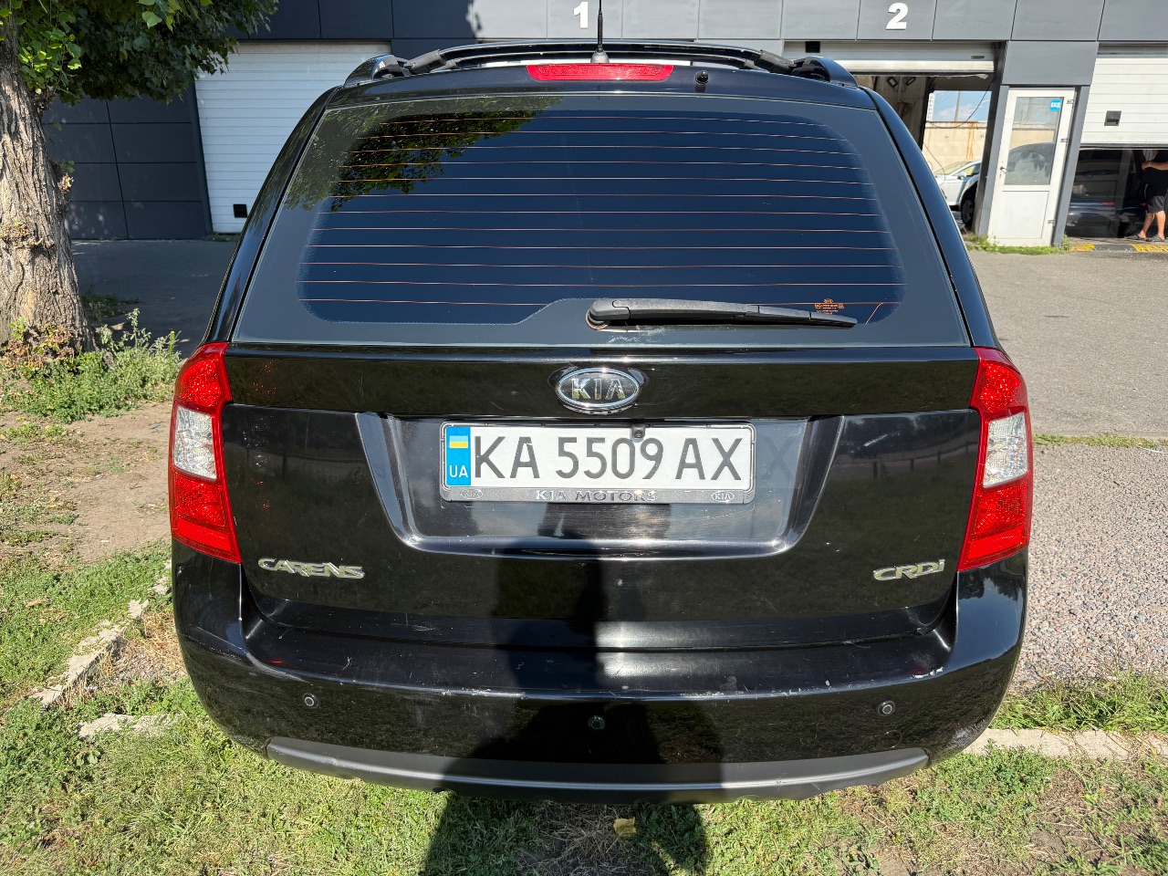 Kia Carens - фото 6