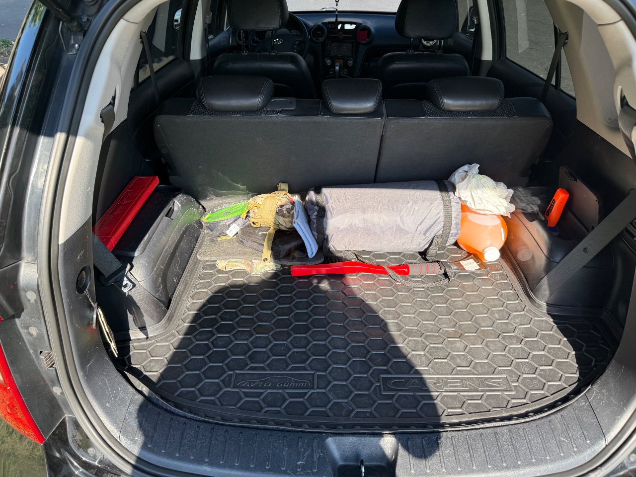 Kia Carens - фото 17