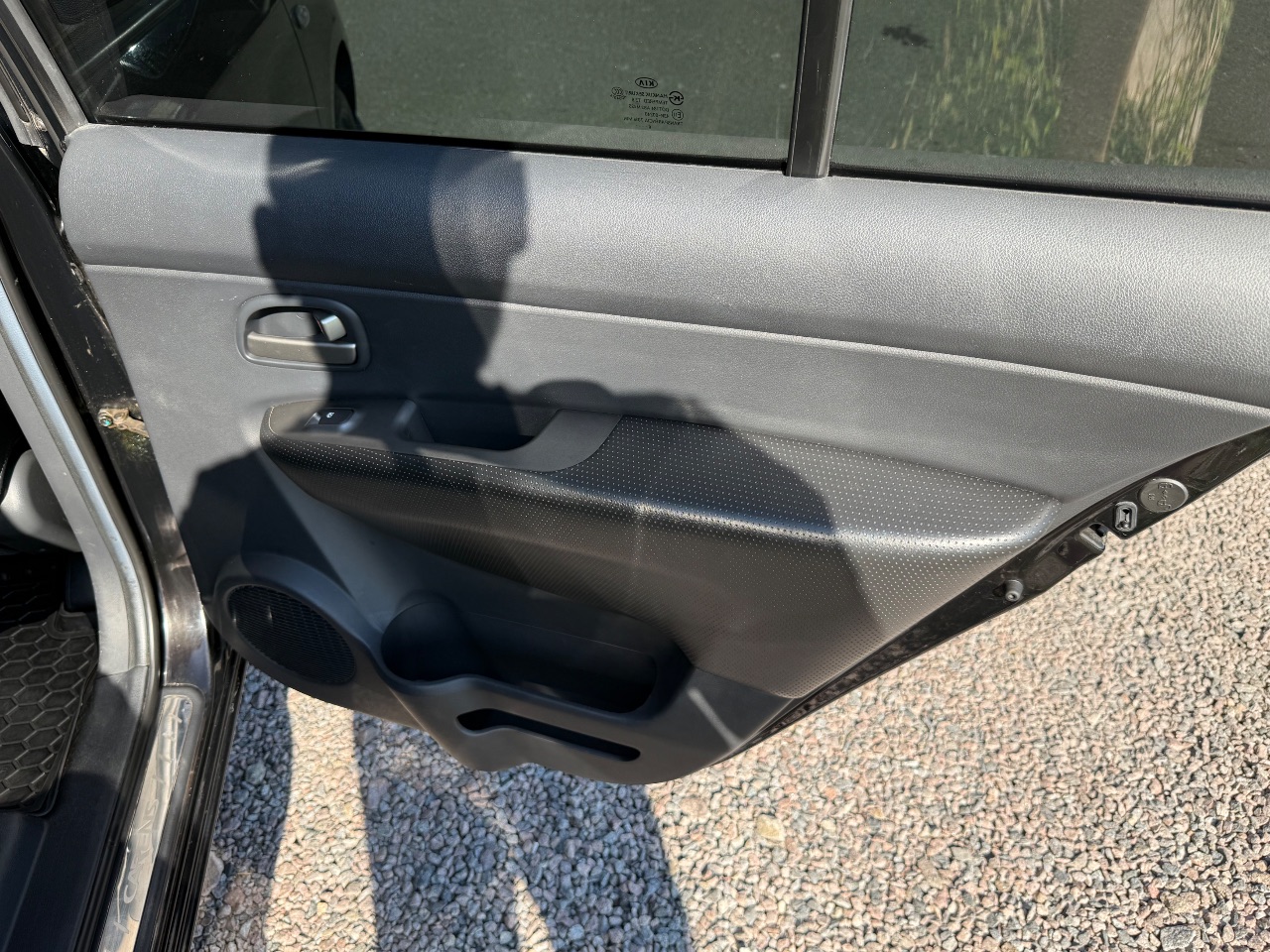 Kia Carens - фото 14