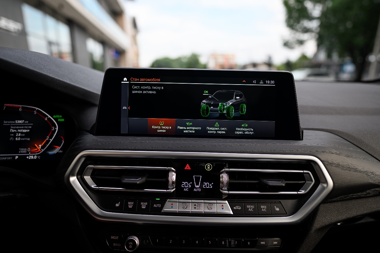 BMW X3 - фото 26