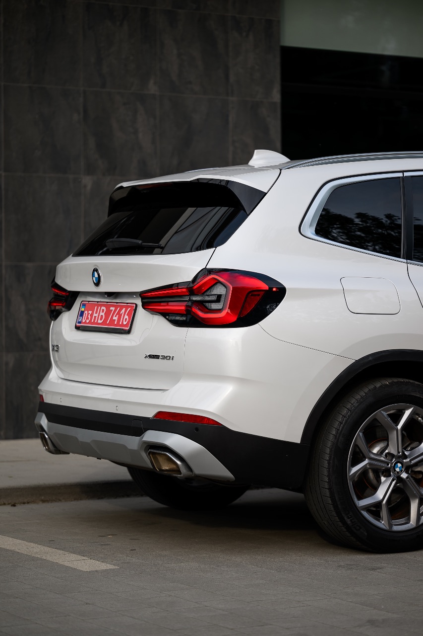 BMW X3 - фото 8