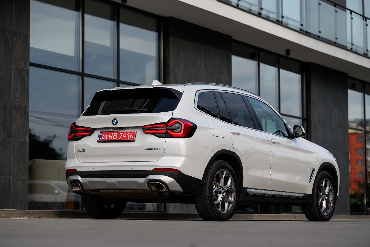BMW X3 - фото 6