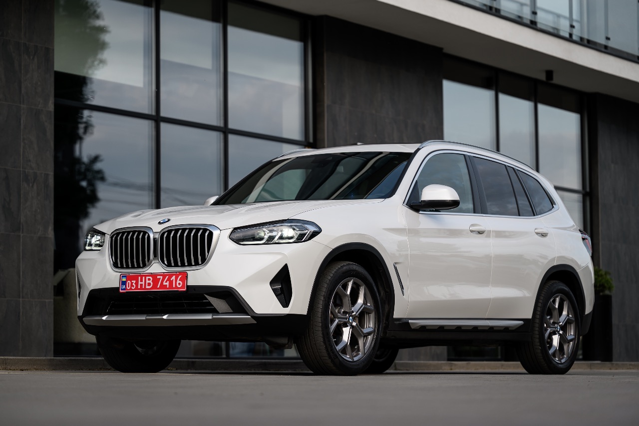 BMW X3 - фото 2