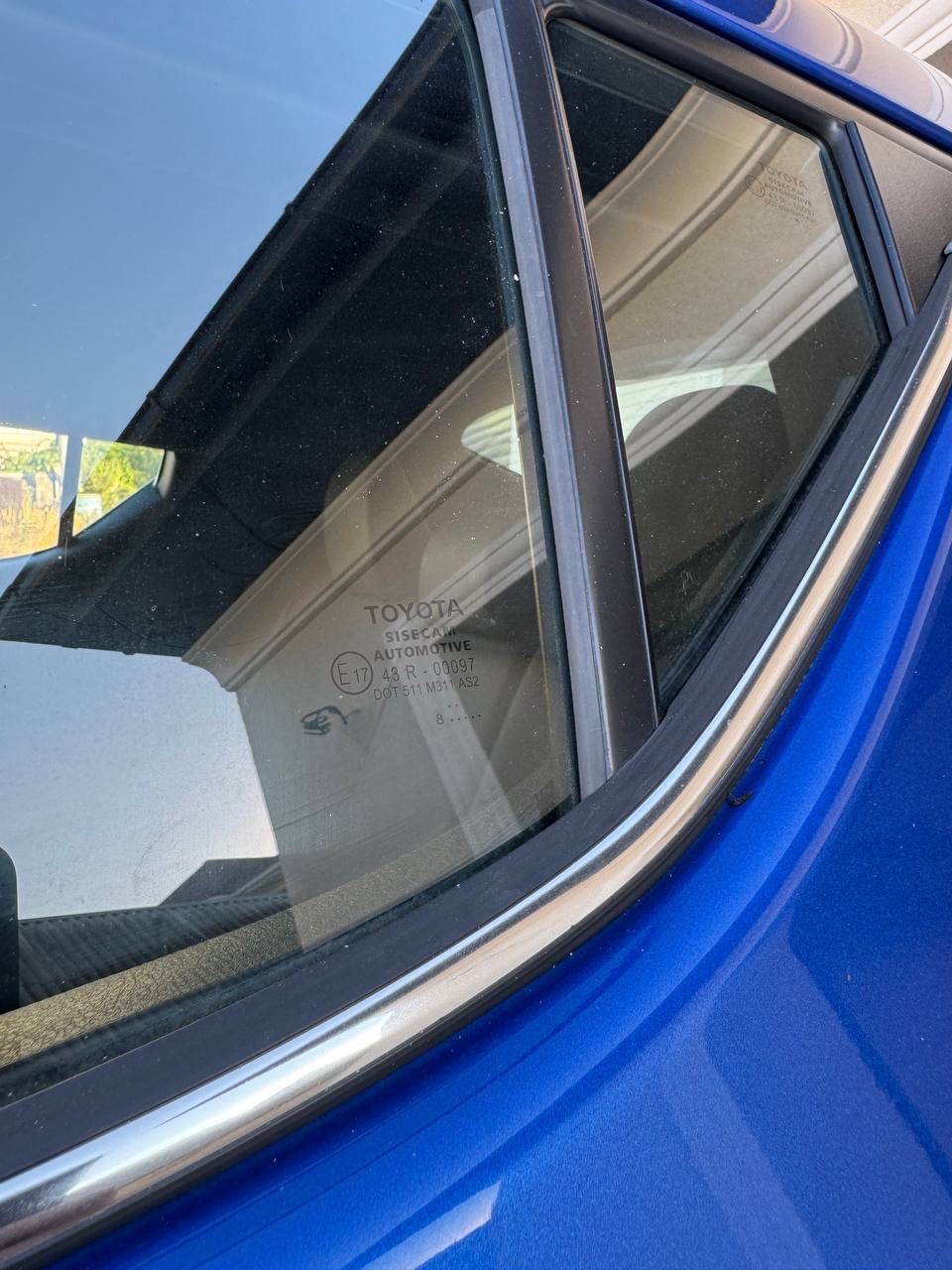 Toyota C-HR - фото 13