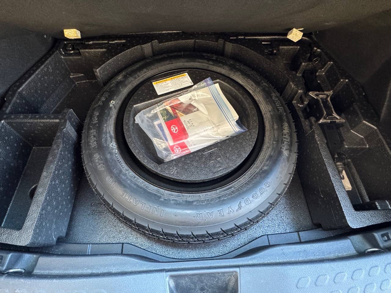 Toyota C-HR - фото 9