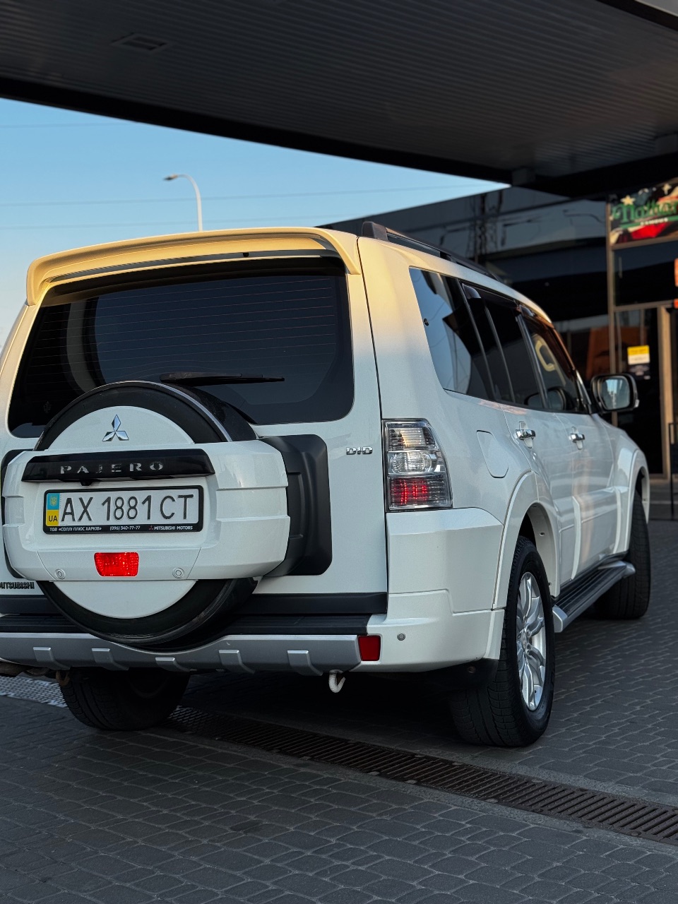 Mitsubishi Pajero - фото 3