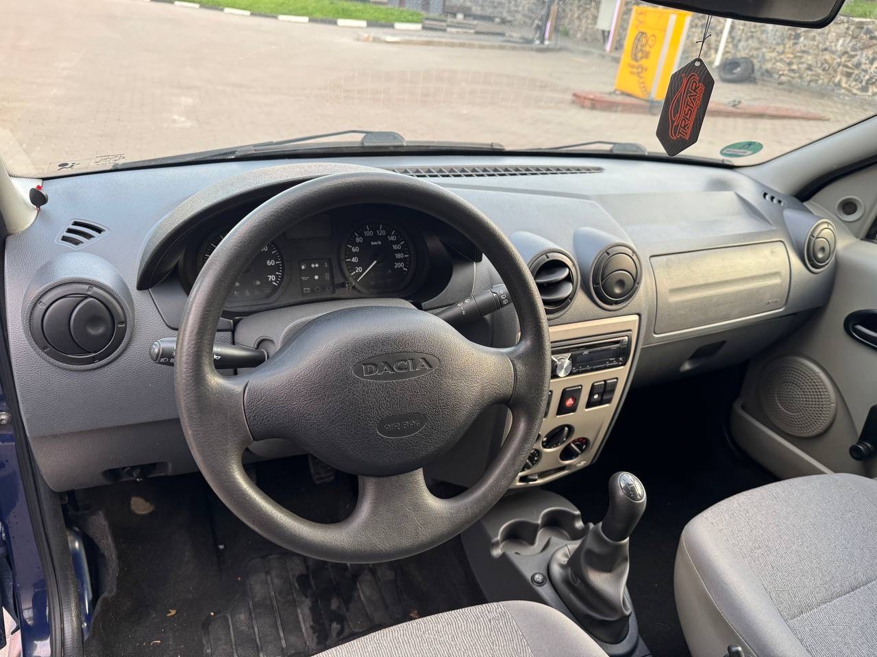 Dacia Logan - фото 18