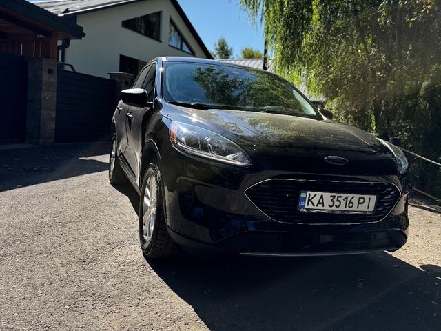 Ford Escape - фото 1