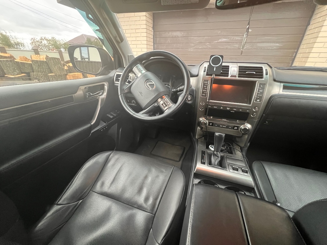 Lexus GX - фото 14