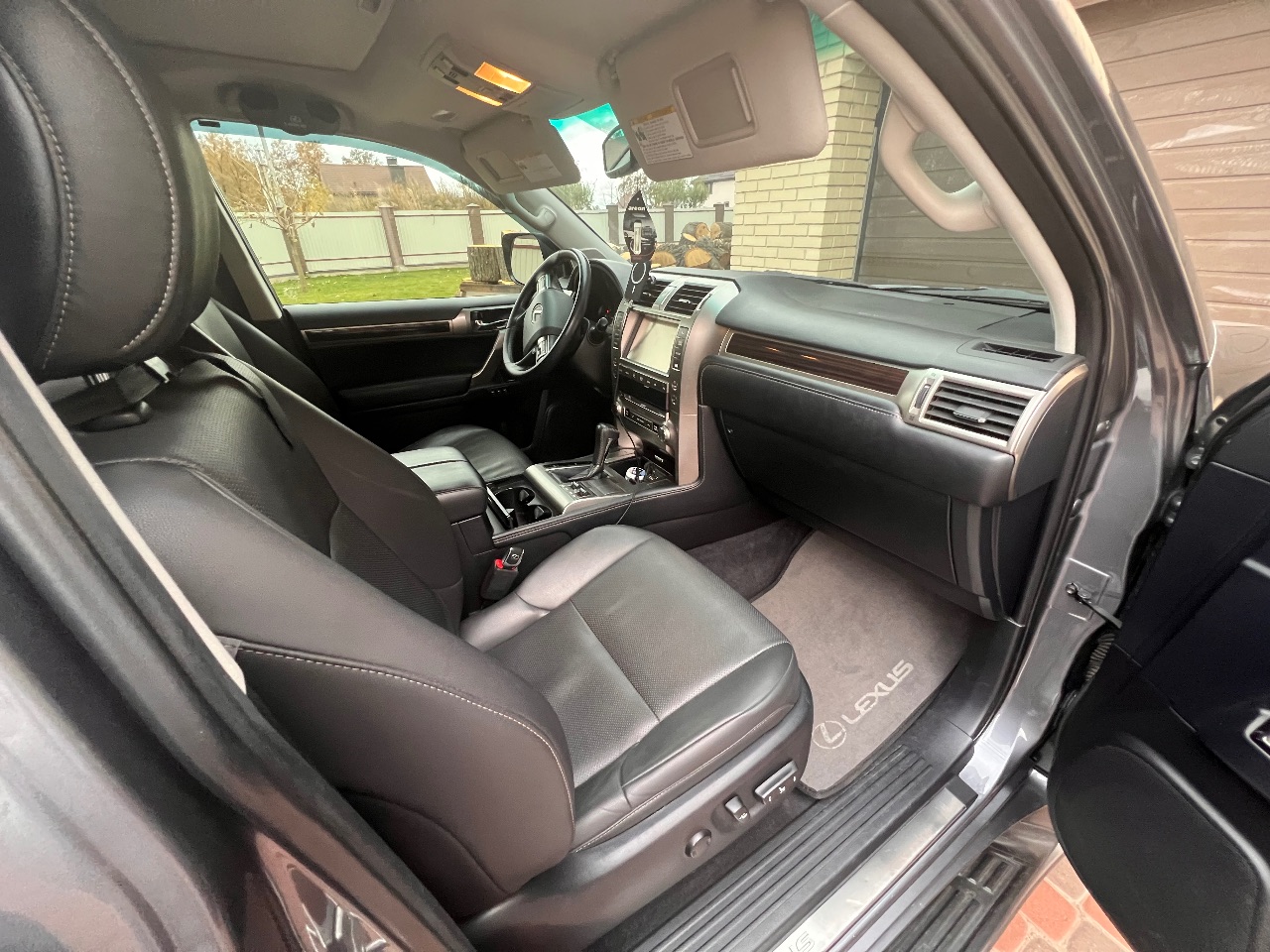 Lexus GX - фото 11