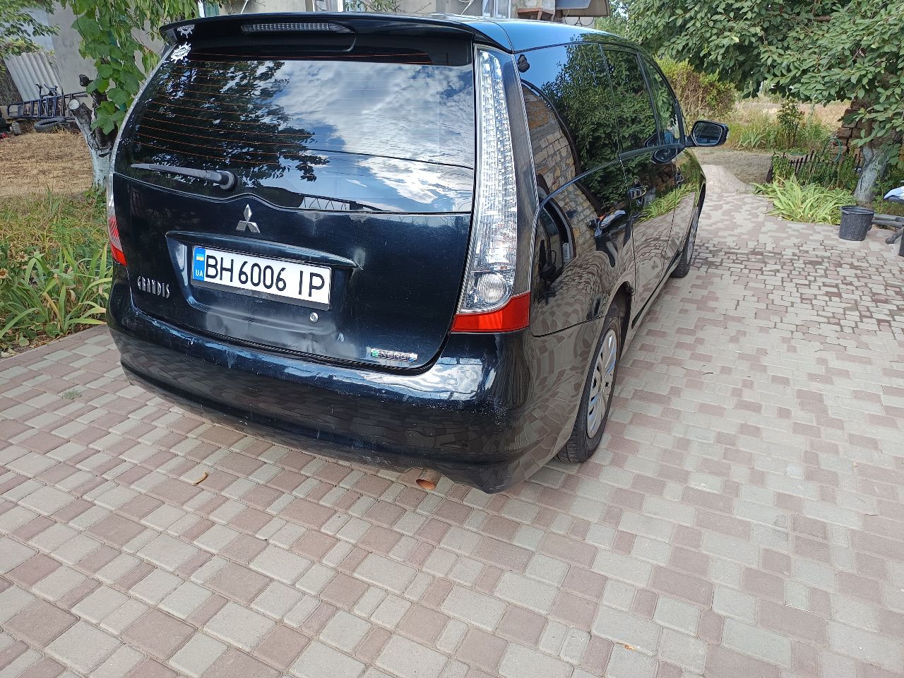 Mitsubishi Grandis - фото 6