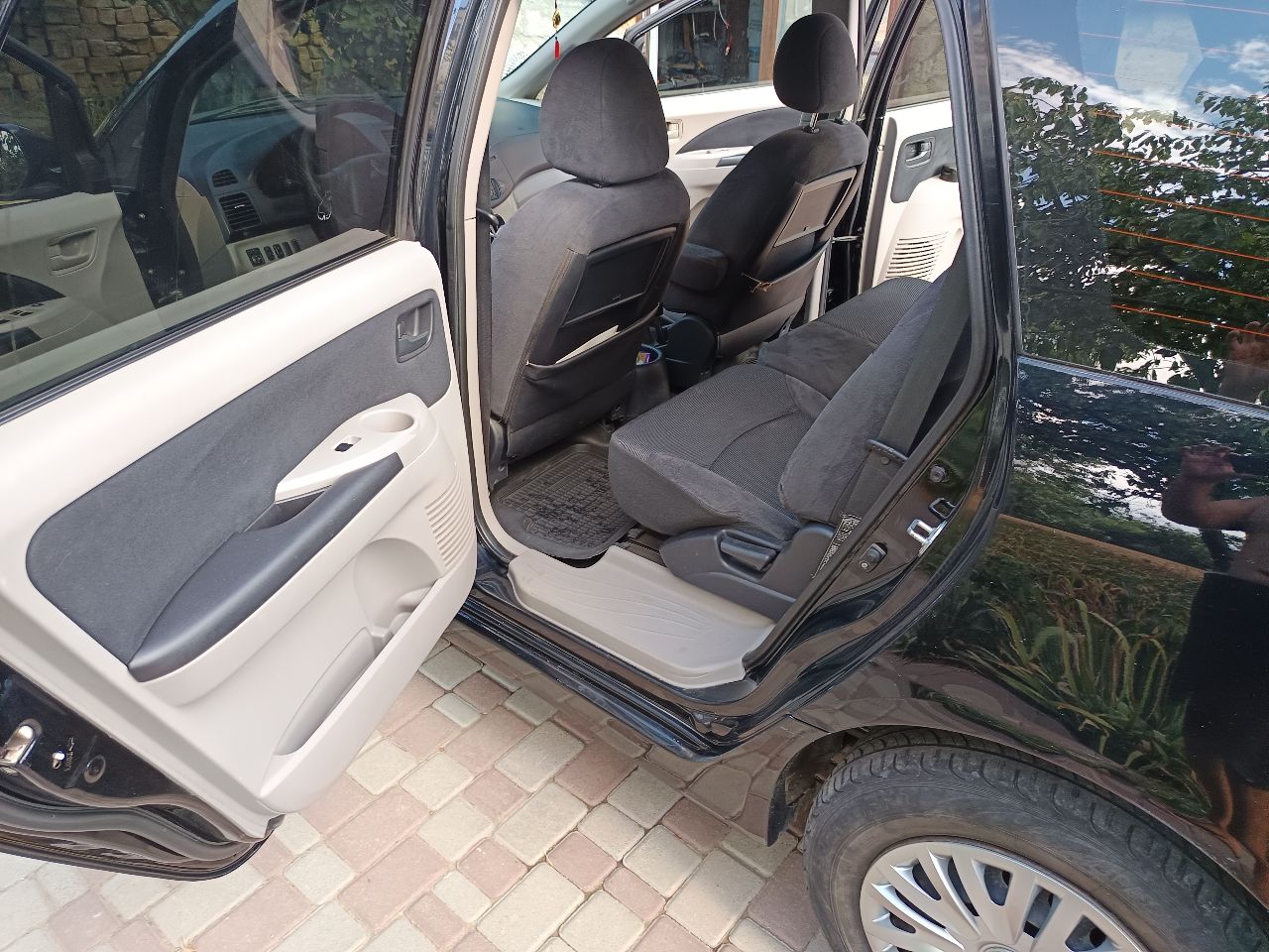 Mitsubishi Grandis - фото 16