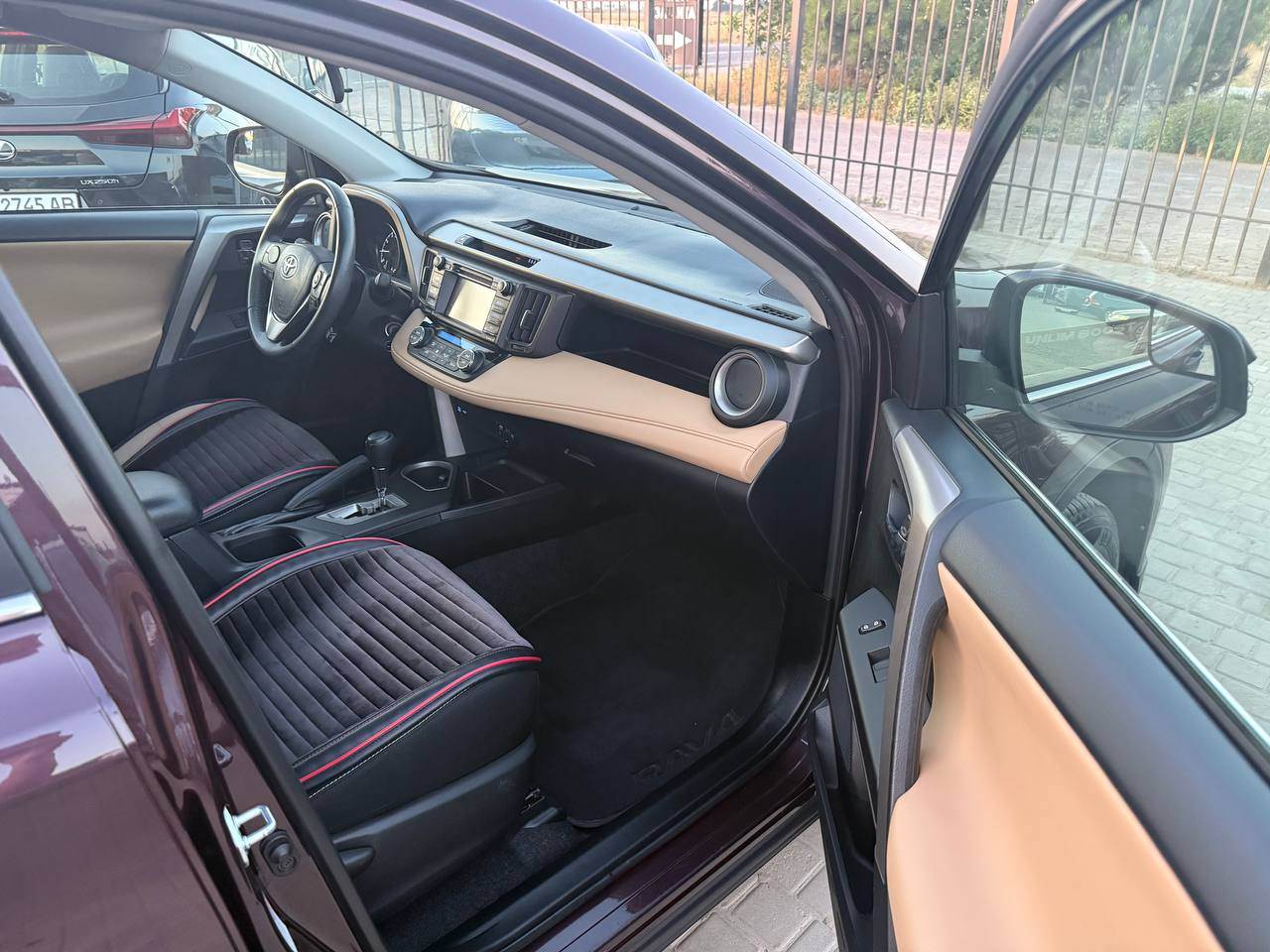 Toyota RAV4 - фото 22