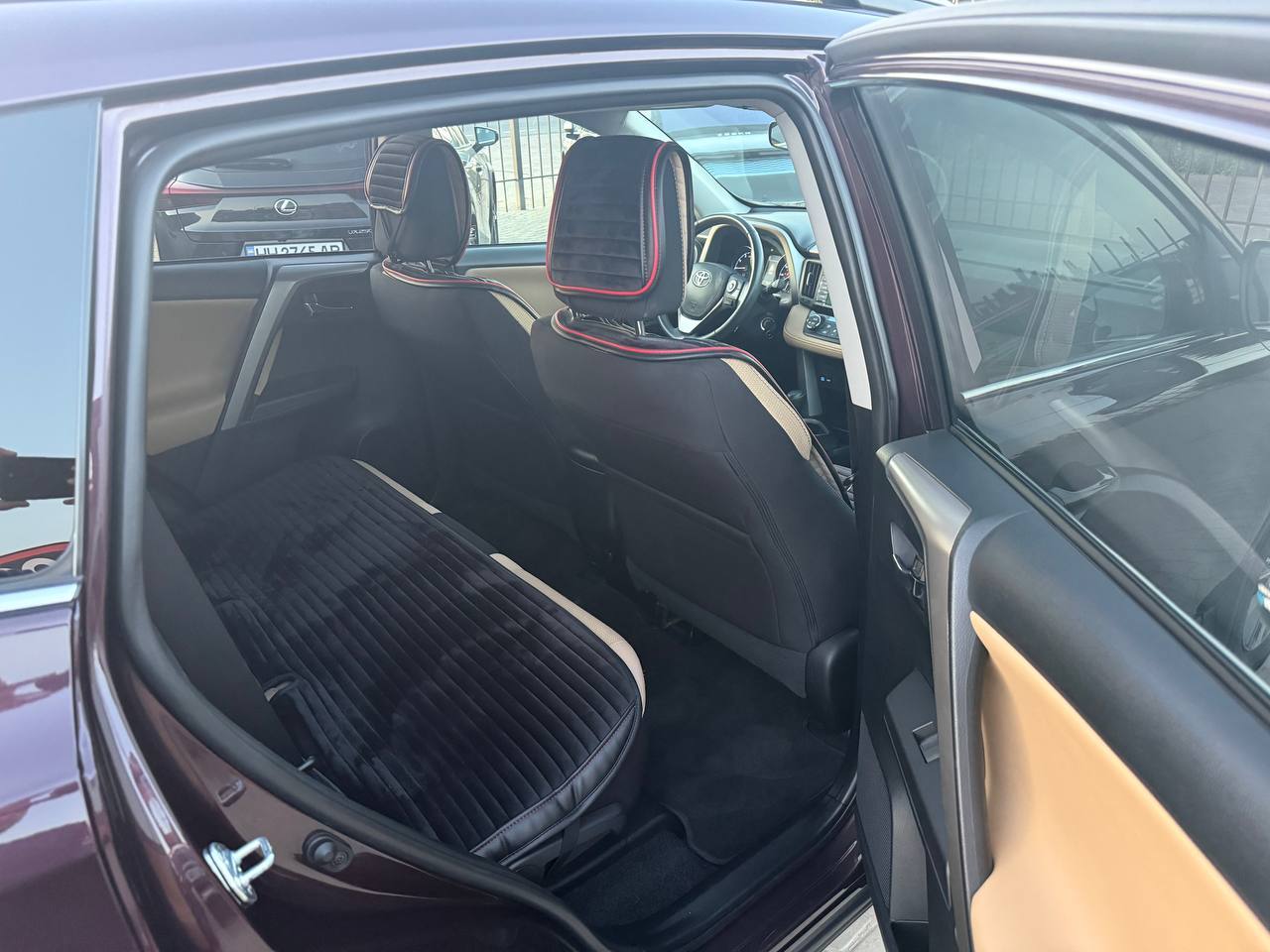 Toyota RAV4 - фото 24