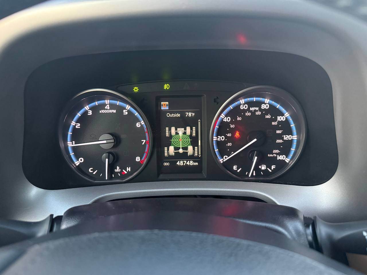 Toyota RAV4 - фото 12