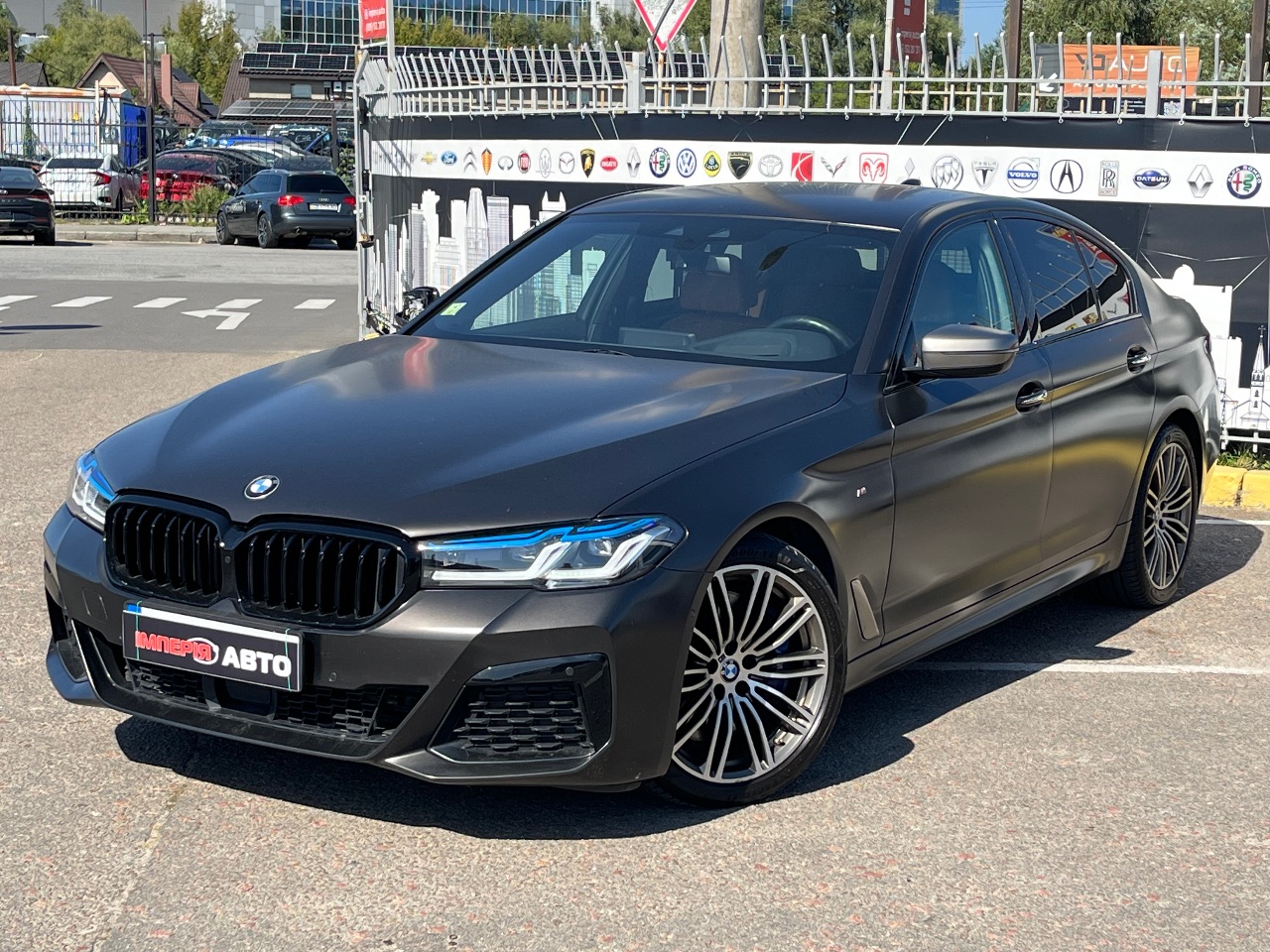BMW 5 серії - фото 1