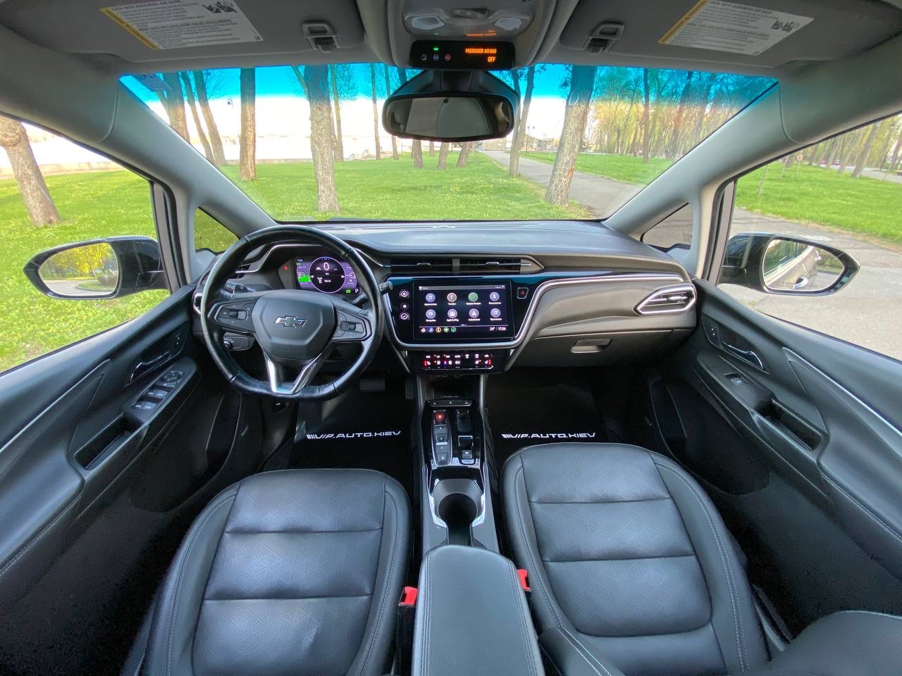 Chevrolet Bolt EUV - фото 11