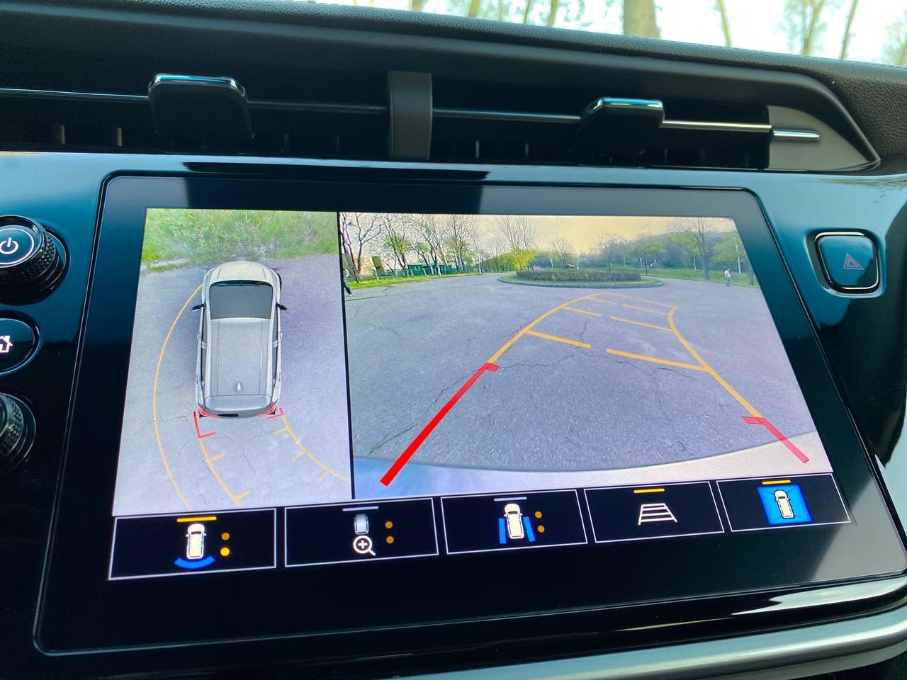 Chevrolet Bolt EUV - фото 13