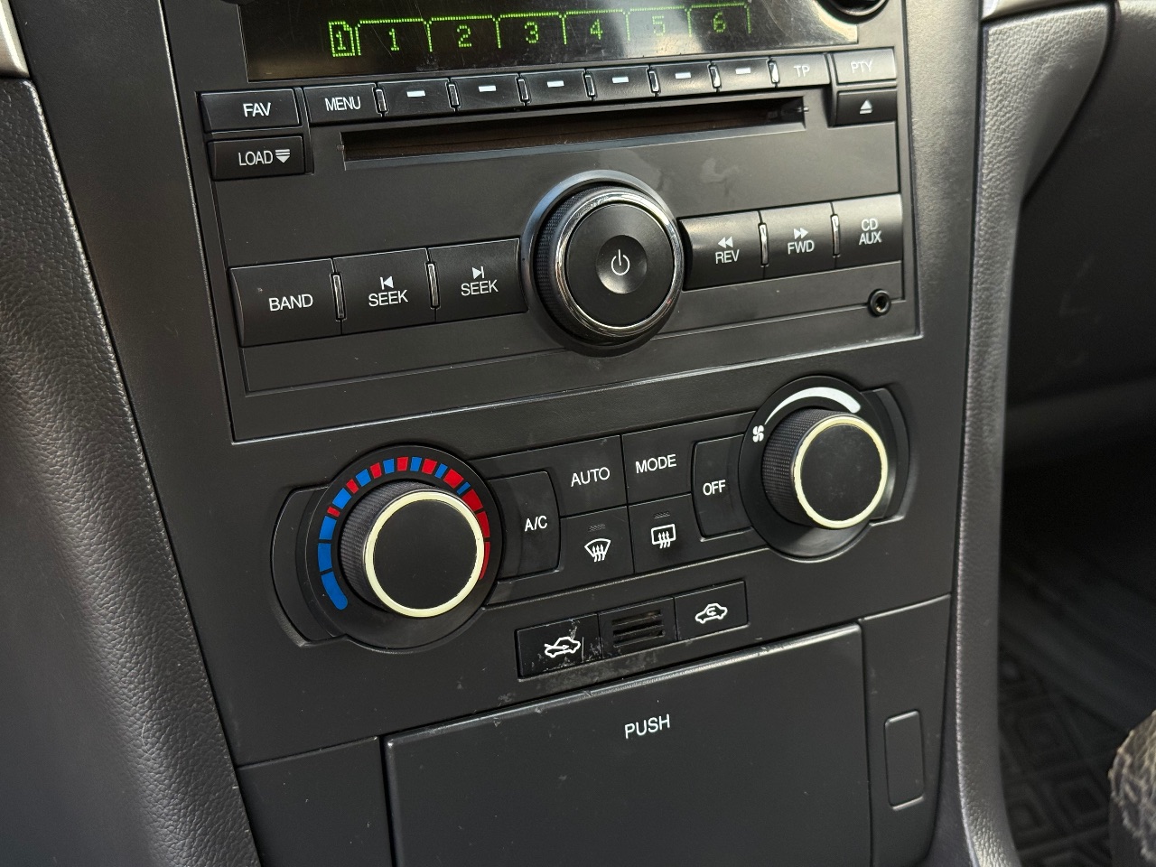 Chevrolet Epica - фото 32