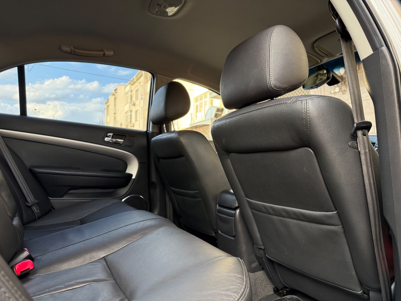 Chevrolet Epica - фото 21