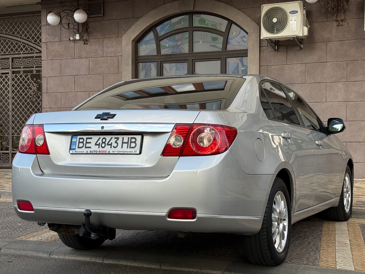 Chevrolet Epica - фото 11