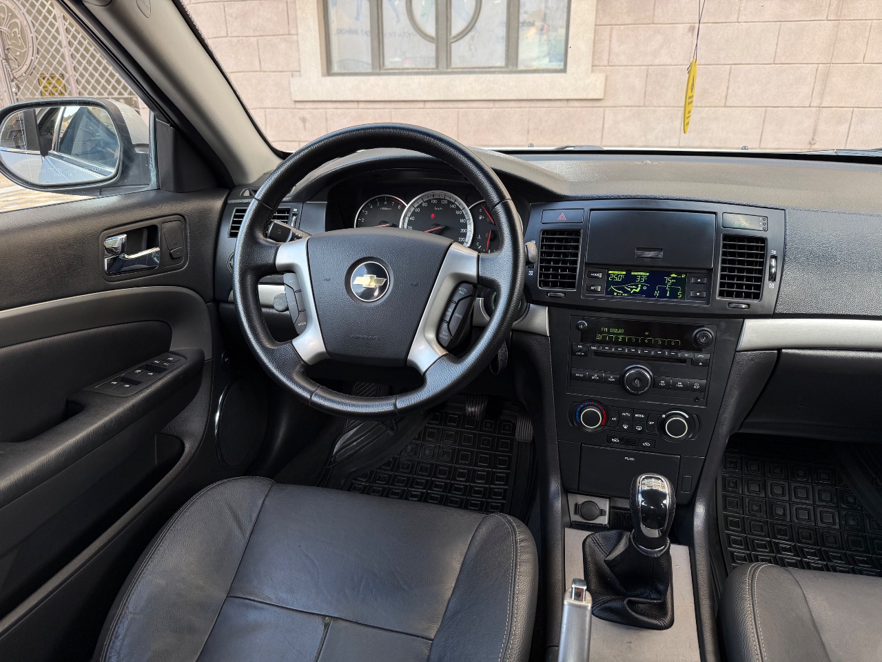 Chevrolet Epica - фото 27